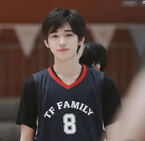 宋亚轩演唱会爆料最新消息,精彩幕后花絮大揭秘!